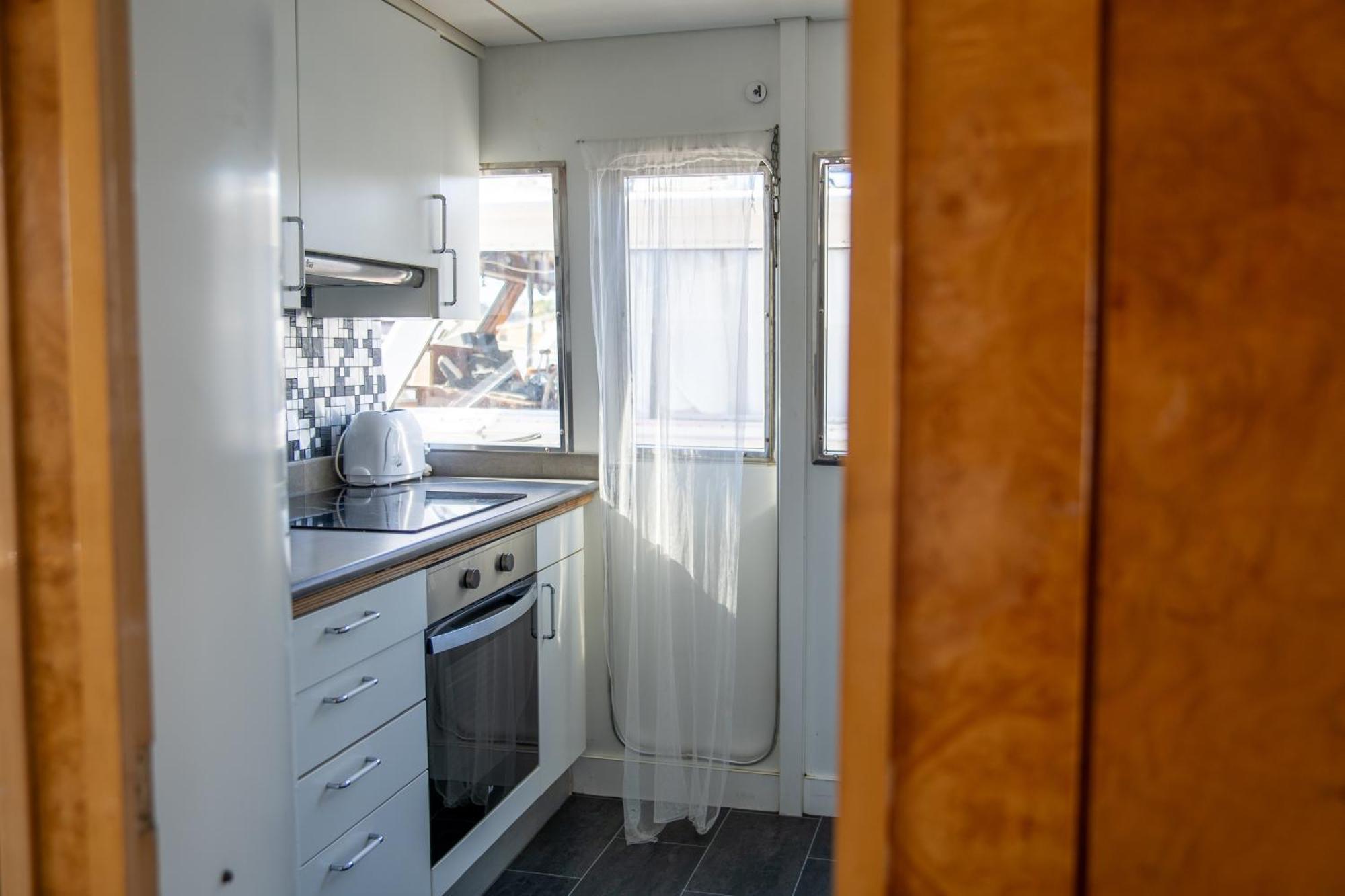 Habitacion Marineria Boat Aloha Barcelone Extérieur photo