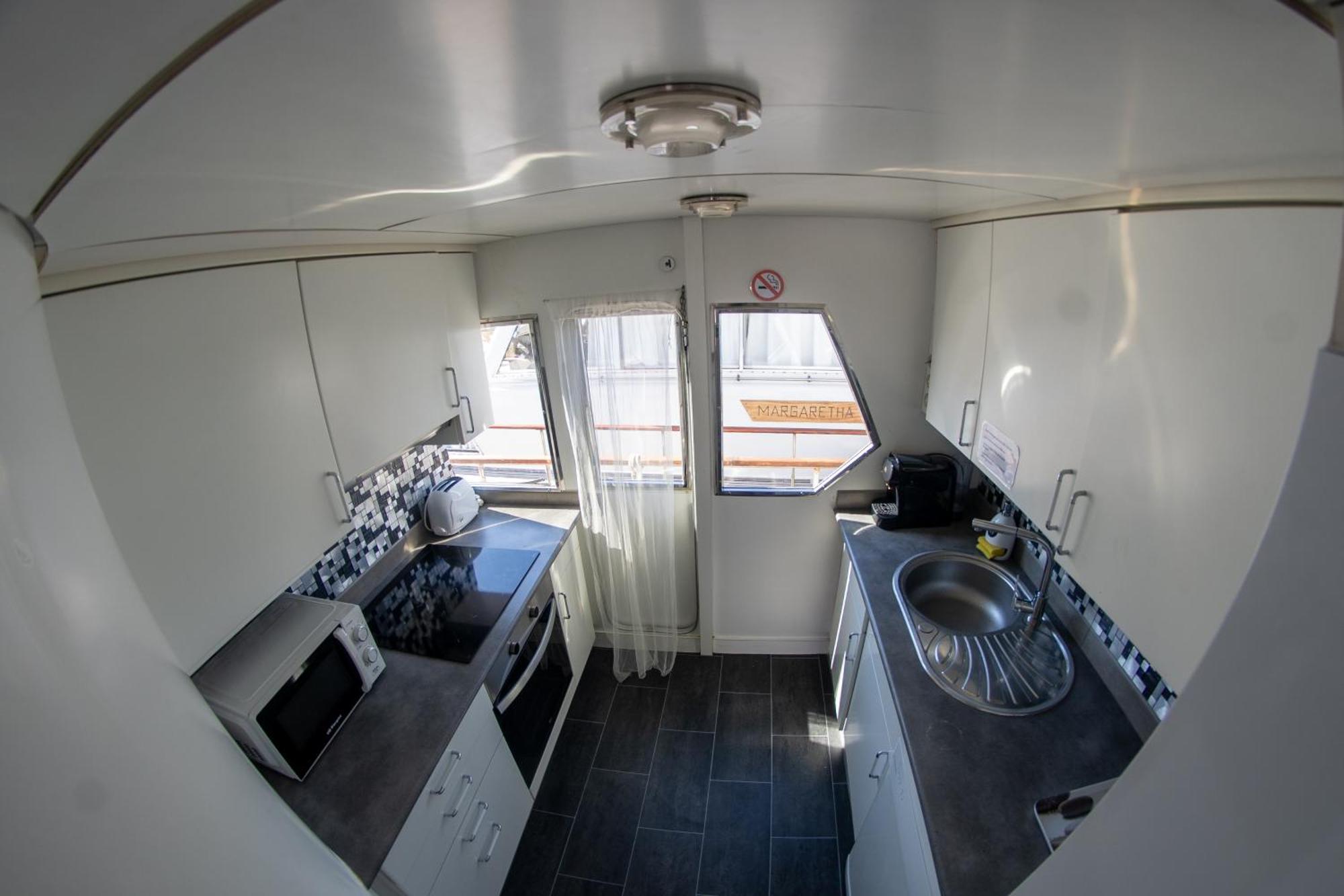 Habitacion Marineria Boat Aloha Barcelone Extérieur photo